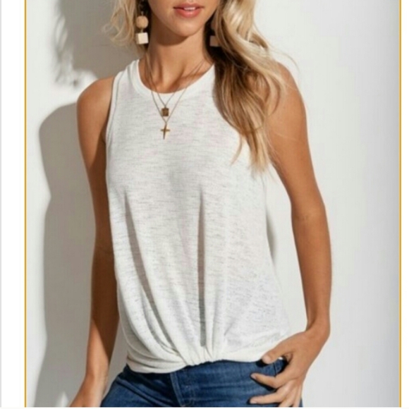 La Miel Knit Sleeveless Crew Neck Twist Hem Top - Picture 2 of 3